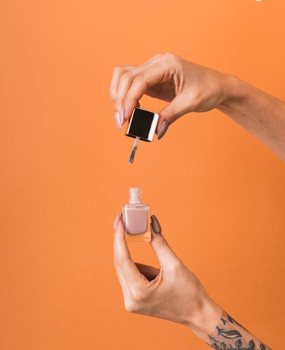 Builder In A Bottle (BIAB): A Salon Owner's Honest Guide